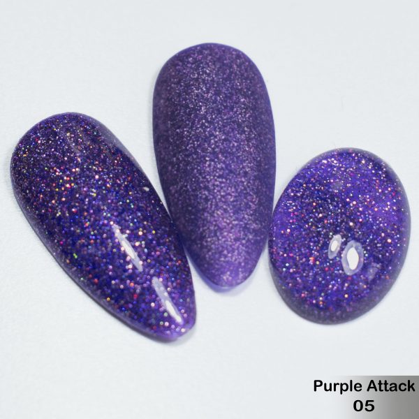 Гель-лак DeLaRo Color Gel Polish — тон Purple Attack 05